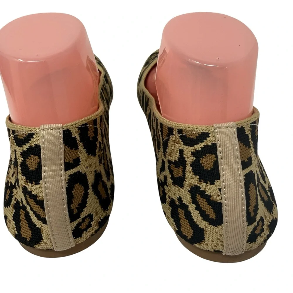 Skechers Cleo Women’s Size 9 Natural Animal Print Flats leopard print shoes